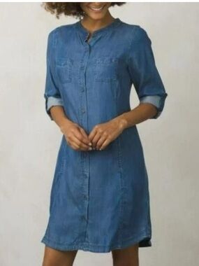PrAna Blue chambray denim shirt dress with button-up front and side pockets